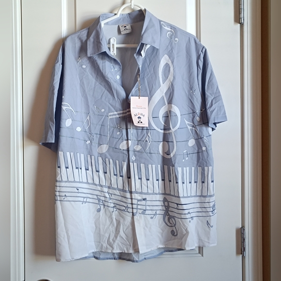 Men's Bundle: 2  Button Down Shirt. Size Large - Picture 2 of 13